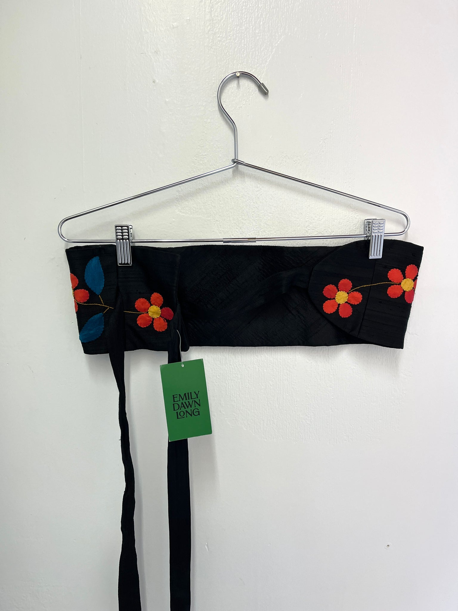 Black raw silk belt +appliqué flowers