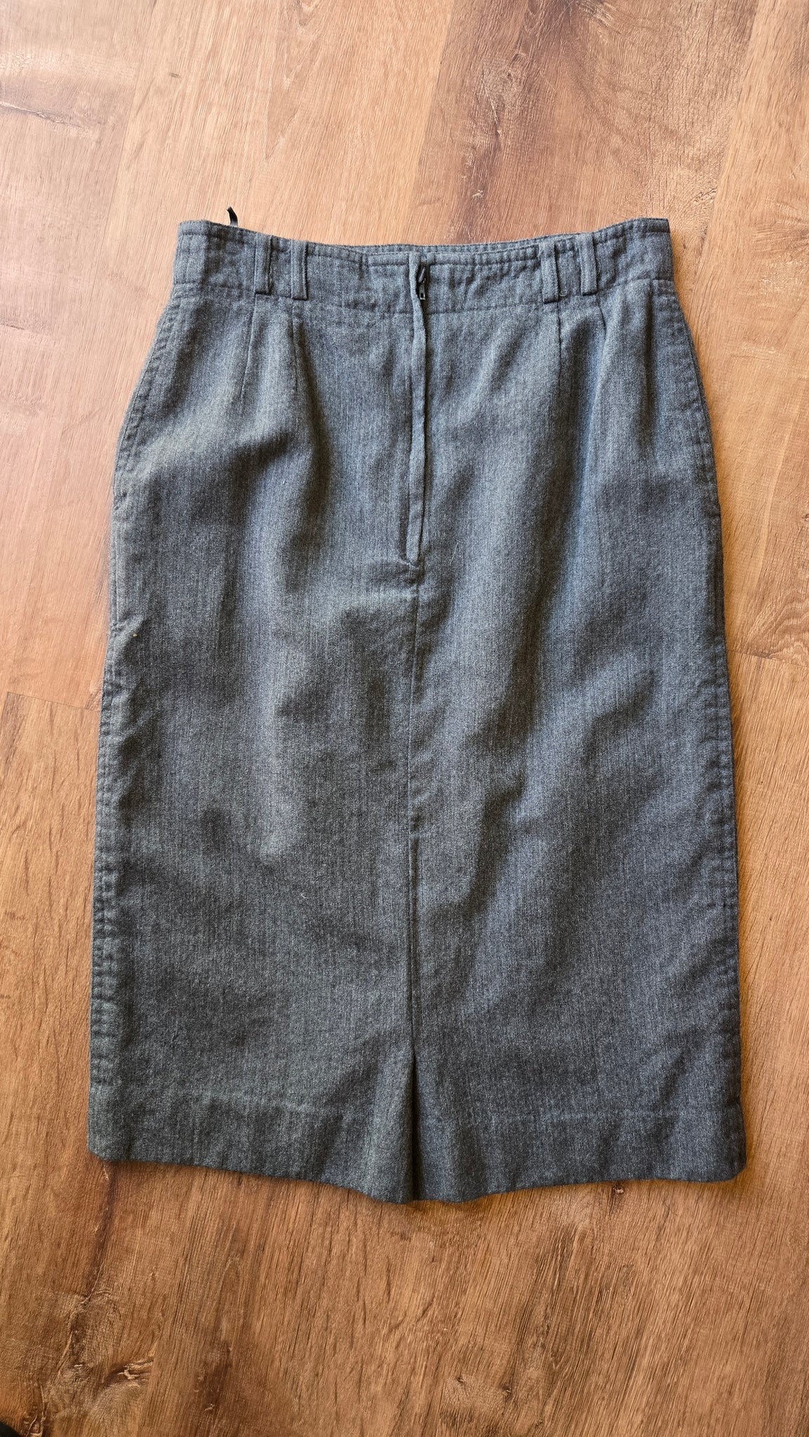 Escada grey wool pencil skirt