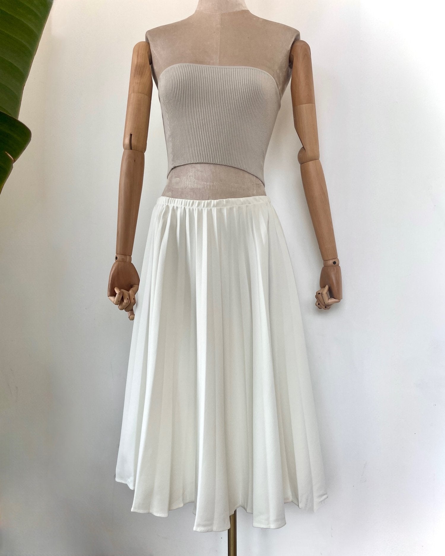 Vintage Ivory Pleated Skirt