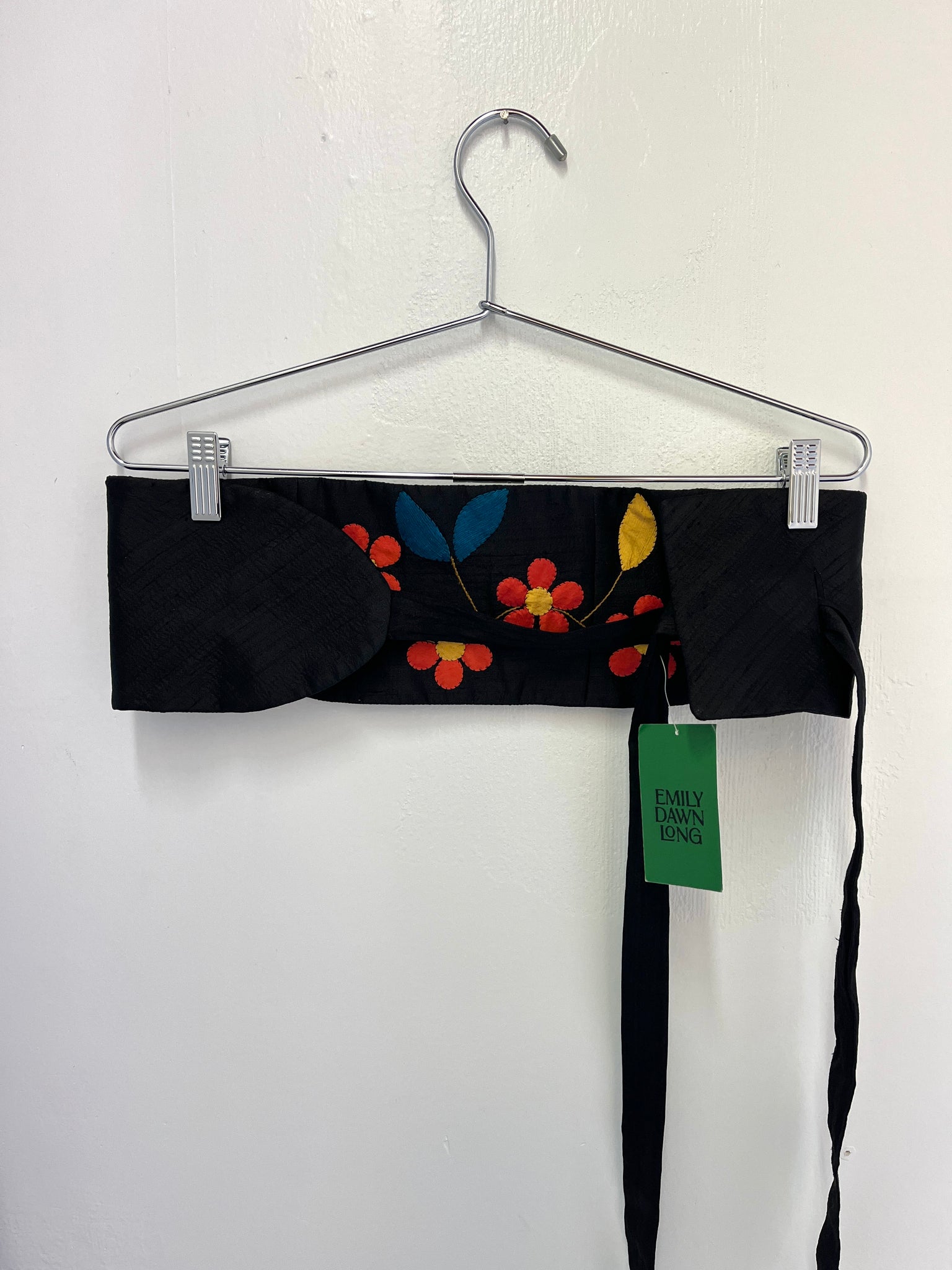 Black raw silk belt +appliqué flowers