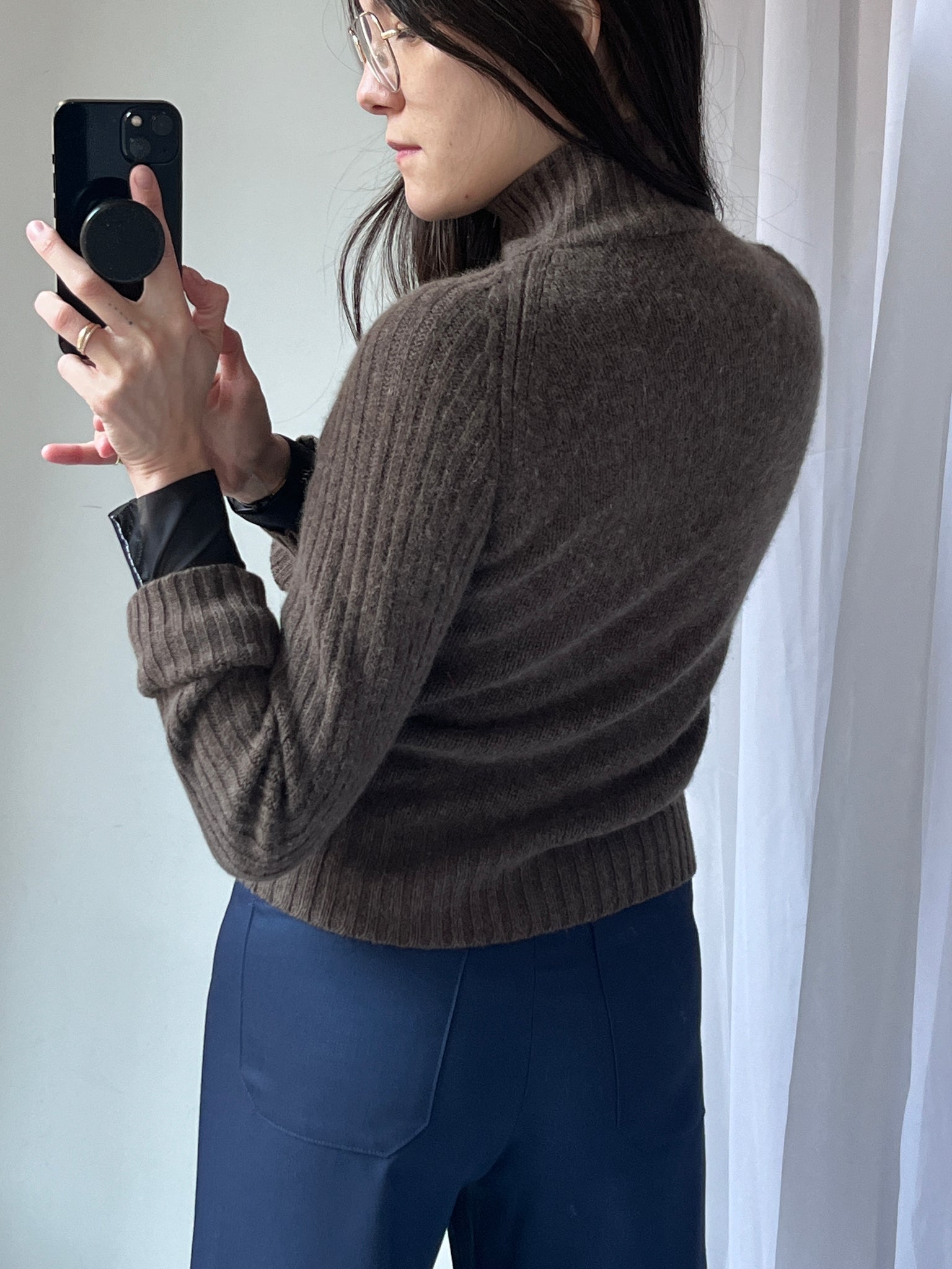 Kangaroo Pocket Ribbed Cashmere Sweater