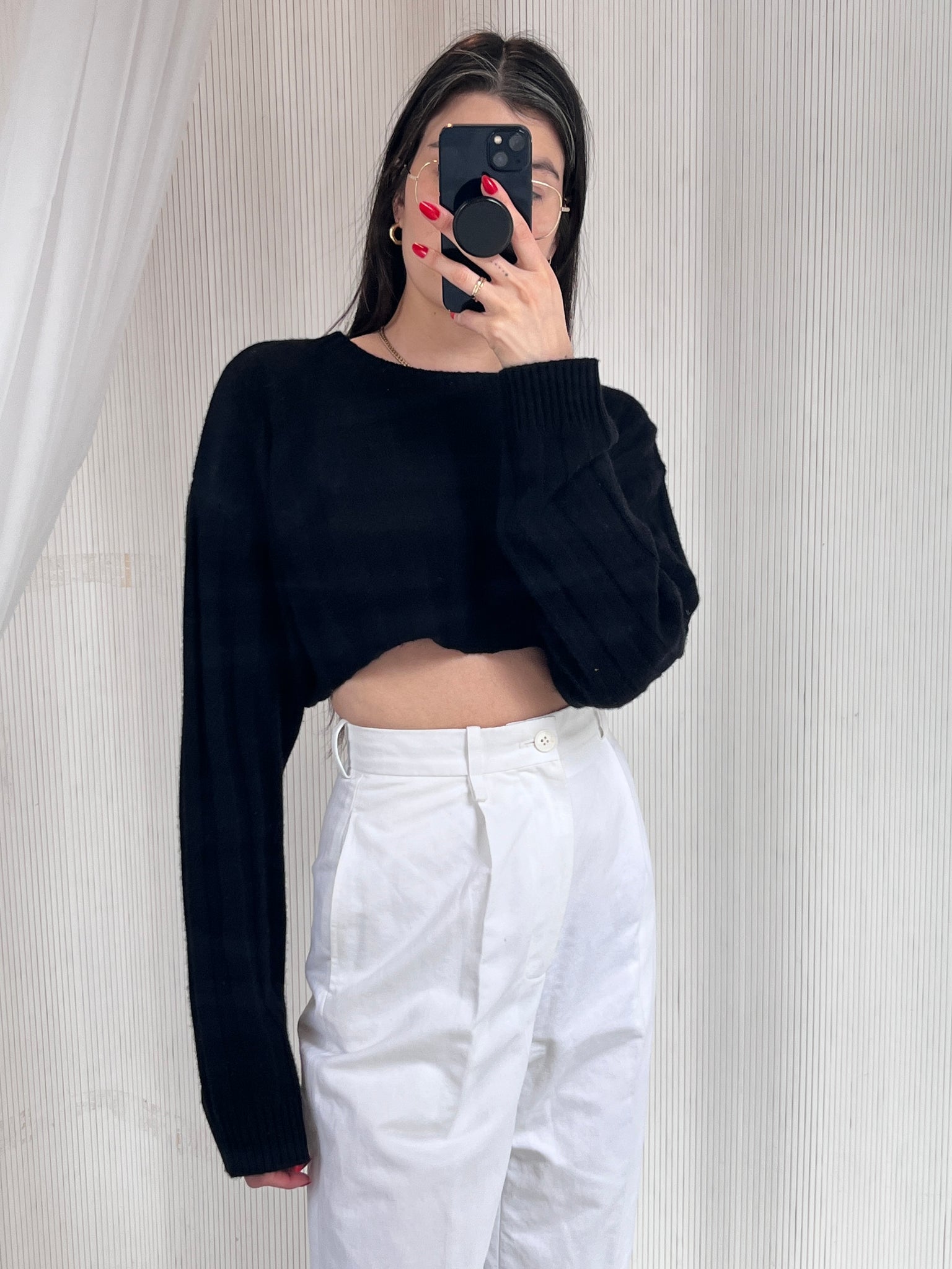 Black cashmere crop sweater