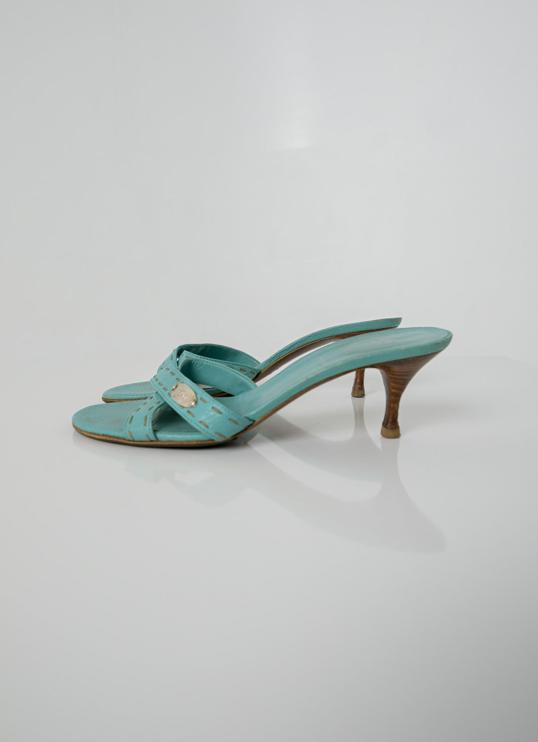 Fendi Teal Leather Sandals (39)