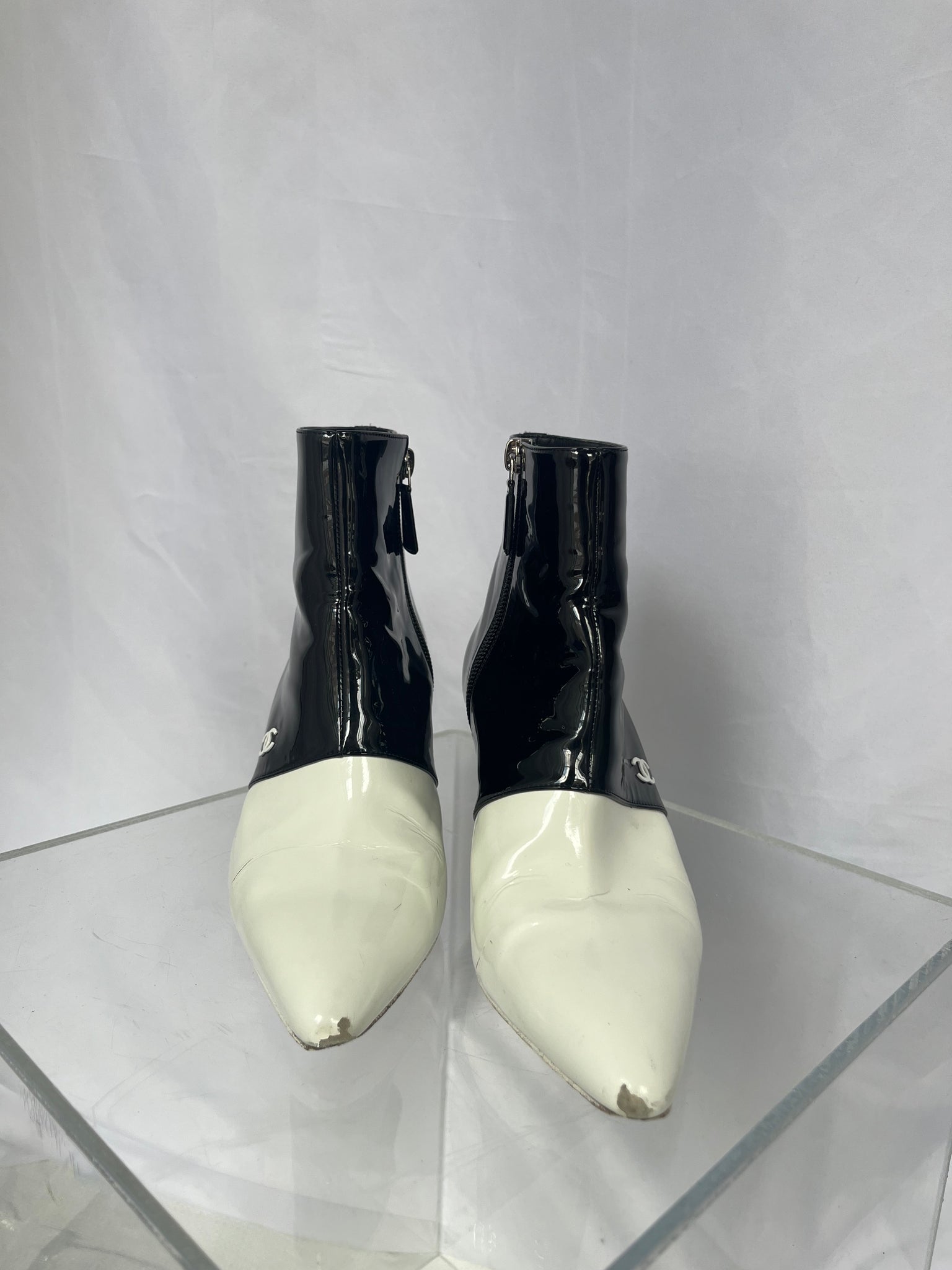 Chanel black/white boot