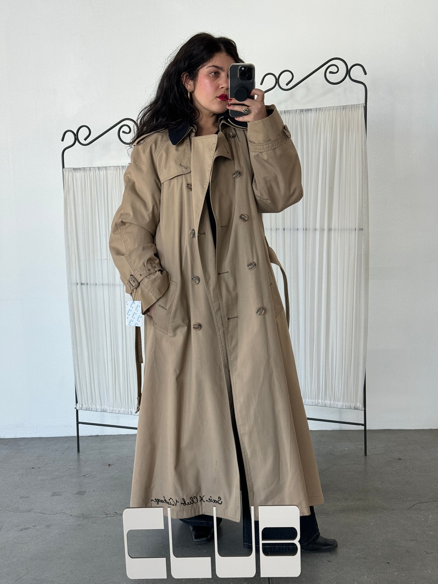 Saie American Airlines London Fog Trench