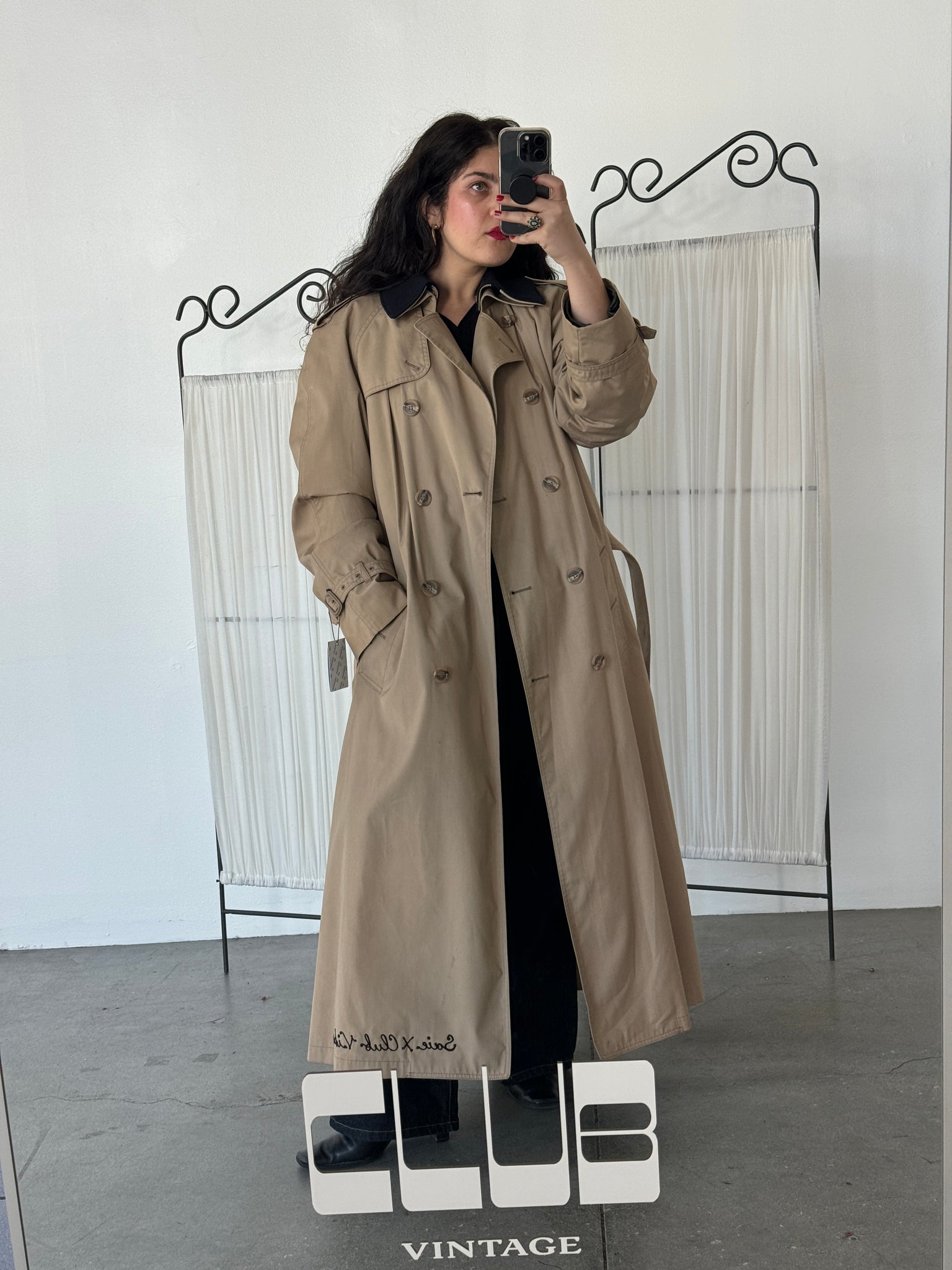 Saie American Airlines London Fog Trench