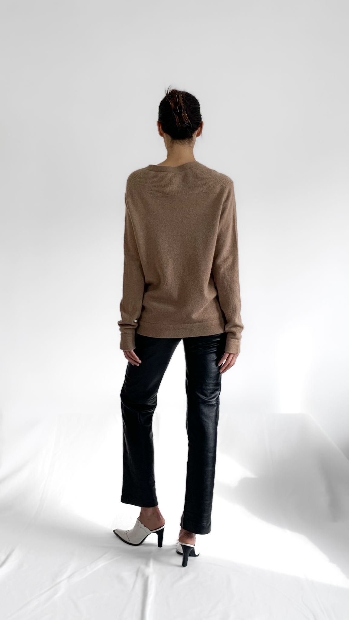 Theory Camel Cashmere Crewneck - 3